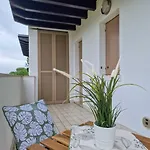 Apartman Delightful Flat In A Village With Swimming Pool