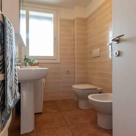 Delightful Flat In A Village With Swimming Pool Appartamento *