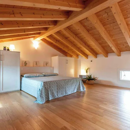 Delightful Flat In A Village With Swimming Pool Apartman *