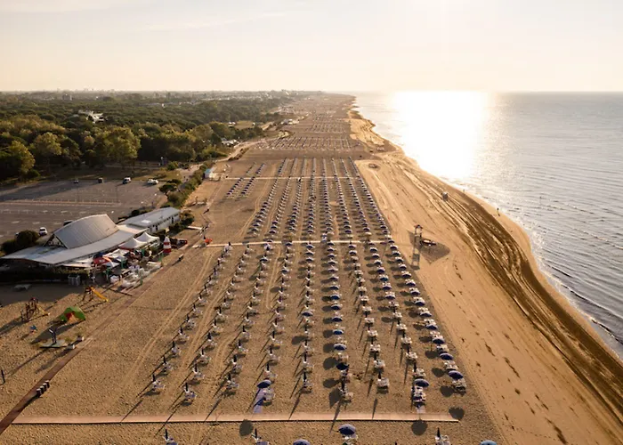 Delightful Flat In A Village With Swimming Pool Bibione