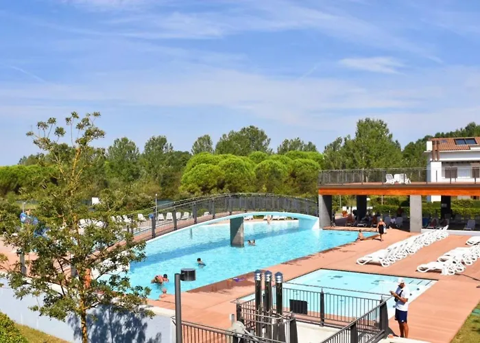 Appartamento Delightful Flat In A Village With Swimming Pool *