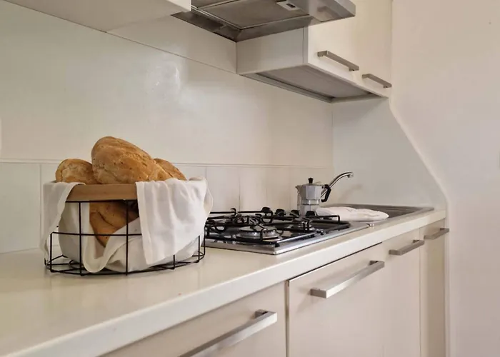 Appartamento Delightful Flat In A Village With Swimming Pool *